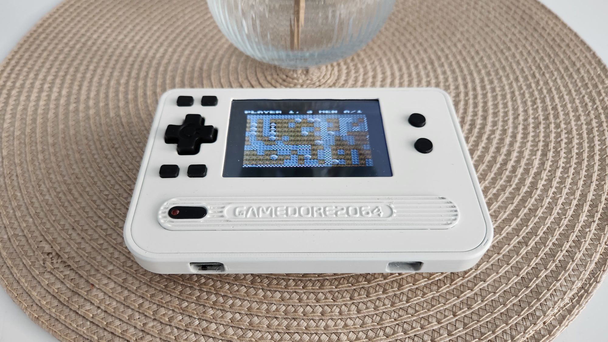 Handheld from 80s that we never had - Gamedore 2064